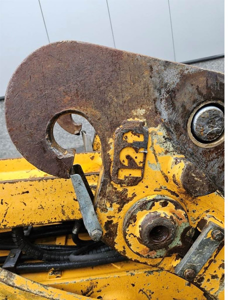 Liebherr A924B-9695692-2,40 MTR-Stick/Stiel/Lepelsteel - Ausleger für Baumaschine: das Bild 4 Liebherr A924B-9695692-2,40 MTR-Stick/Stiel/Lepelsteel - Ausleger für Baumaschine: das Bild 4