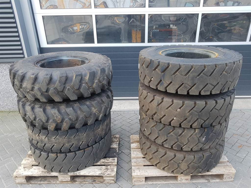 Liebherr LH24M-Michelin 11.00R20-Tyre/Reifen/Band - Felgen und Reifen für Baumaschine: das Bild 2 Liebherr LH24M-Michelin 11.00R20-Tyre/Reifen/Band - Felgen und Reifen für Baumaschine: das Bild 2