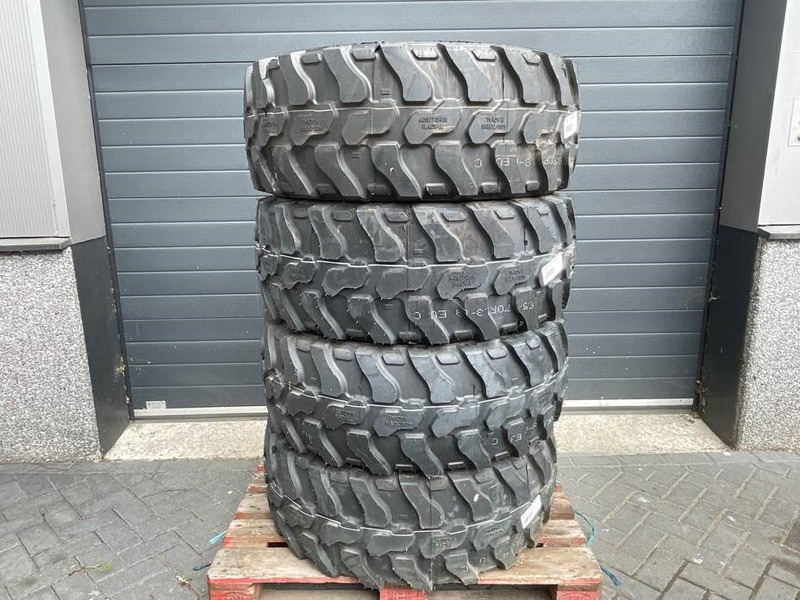 Magna 405/70R18-Tire/Reifen/Band - Felgen und Reifen für Baumaschine: das Bild 1 Magna 405/70R18-Tire/Reifen/Band - Felgen und Reifen für Baumaschine: das Bild 1