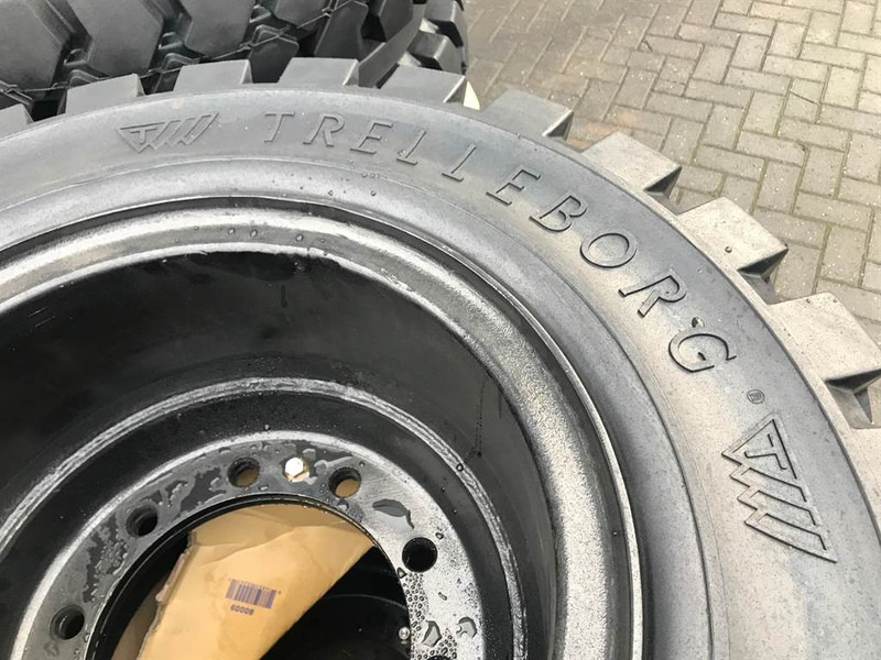 Trelleborg 10.00-20 Dual excavator solid-Tyre/Reifen/Banden - Felgen und Reifen für Baumaschine: das Bild 4 Trelleborg 10.00-20 Dual excavator solid-Tyre/Reifen/Banden - Felgen und Reifen für Baumaschine: das Bild 4
