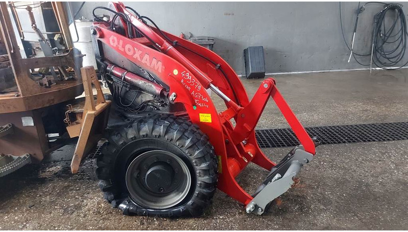 Yanmar V70 Speeder - (For parts) - Radlader: das Bild 2 Yanmar V70 Speeder - (For parts) - Radlader: das Bild 2
