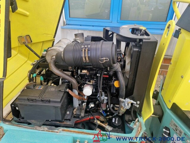 Ammann AV 16-2 Tandem Vibrationswalze Kanten Schneider - Walzen: das Bild 3 Ammann AV 16-2 Tandem Vibrationswalze Kanten Schneider - Walzen: das Bild 3