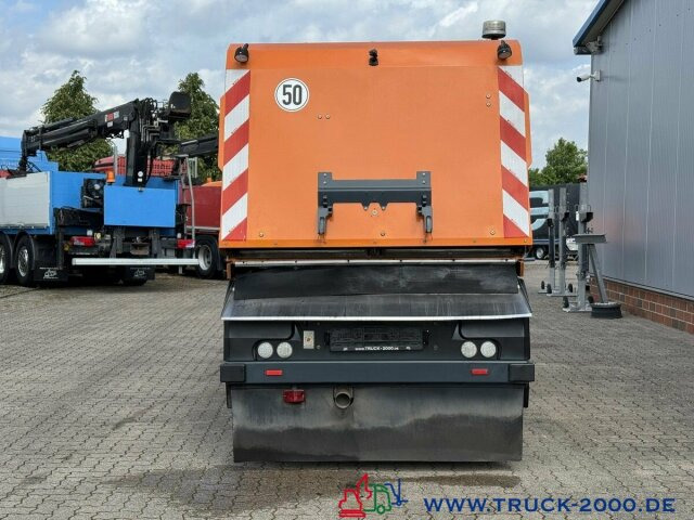 Andere Bucher City Cat 5006 3 Besen 4 Radlenkung - Kehrmaschine: das Bild 3 Andere Bucher City Cat 5006 3 Besen 4 Radlenkung - Kehrmaschine: das Bild 3