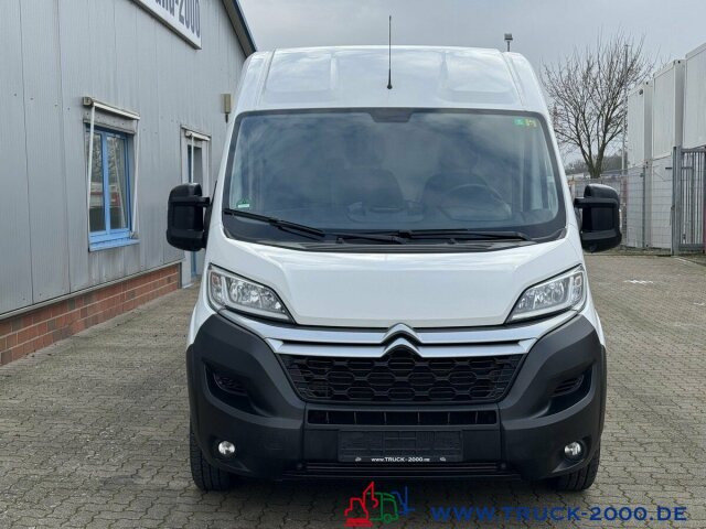 Kastenwagen Citroën Jumper 35 2.2 BlueHDi Club L3H2 NAVI Kamera DAB: das Bild 11