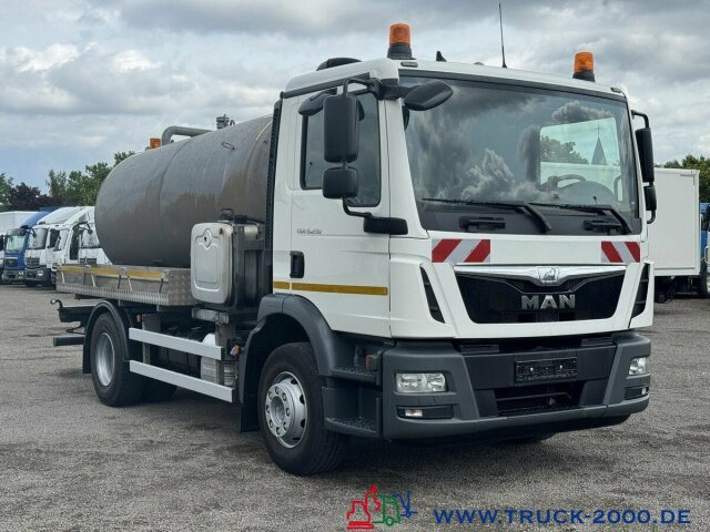 MAN TGM 15.250 Fäkalien- Saugwagen 8.000 Liter Klima - Saug-/ Spülfahrzeug: das Bild 5 MAN TGM 15.250 Fäkalien- Saugwagen 8.000 Liter Klima - Saug-/ Spülfahrzeug: das Bild 5