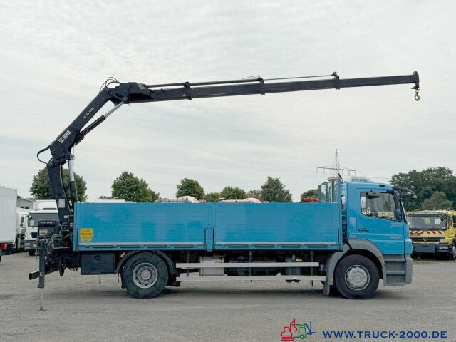 Pritsche LKW, Autokran Mercedes-Benz Axor 1833 Hiab 122 ES-3 10m=1,2t. faltbar remote: das Bild 9