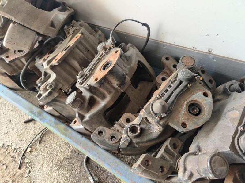 MAN Remklauwen / Brake calipers F2000 / TGA - Bremssattel für LKW: das Bild 1 MAN Remklauwen / Brake calipers F2000 / TGA - Bremssattel für LKW: das Bild 1