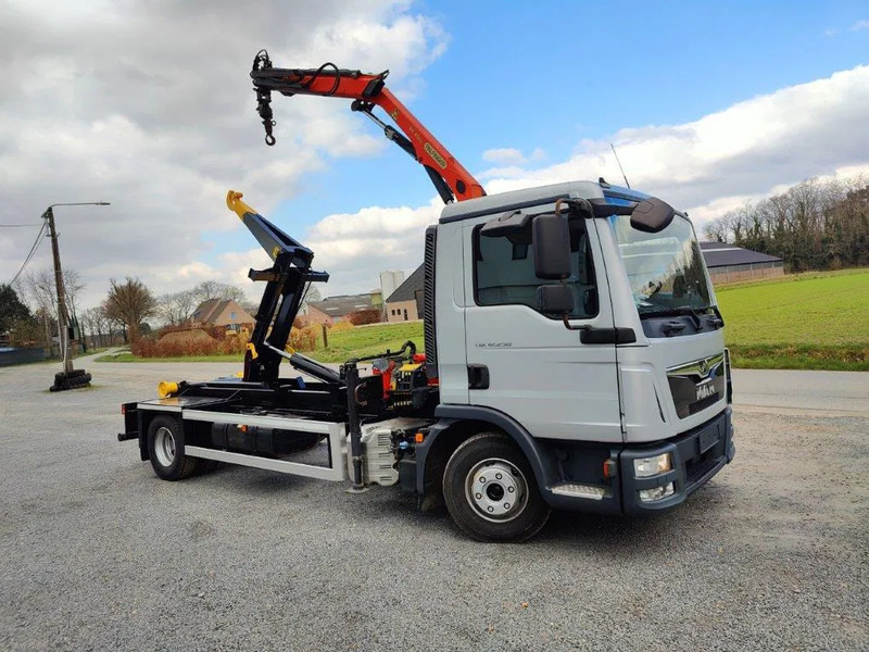 MAN TGL 12.250 Containerhaakysteem Jimeca met kraan Palfinger PK4501 - Abrollkipper, Autokran: das Bild 2 MAN TGL 12.250 Containerhaakysteem Jimeca met kraan Palfinger PK4501 - Abrollkipper, Autokran: das Bild 2