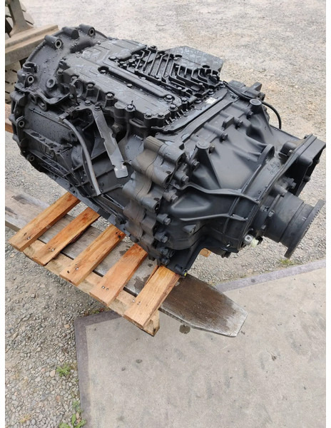 ZF Traxon 12TX2620TD - Getriebe: das Bild 2 ZF Traxon 12TX2620TD - Getriebe: das Bild 2