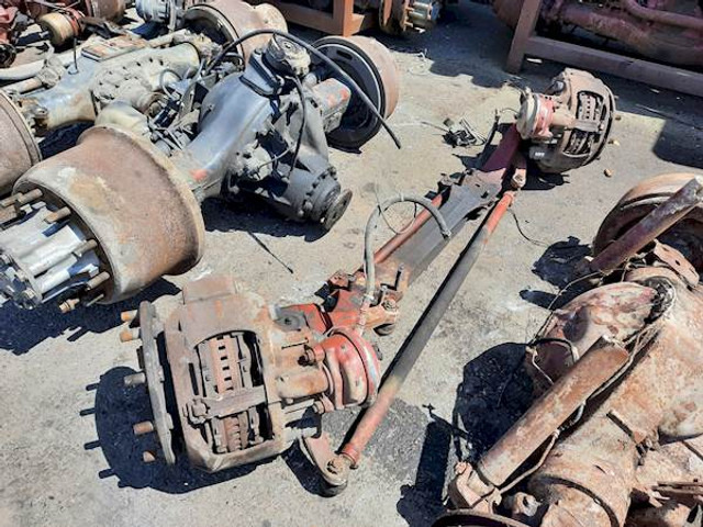 Iveco 7184178 - Vorderachse für LKW: das Bild 1 Iveco 7184178 - Vorderachse für LKW: das Bild 1