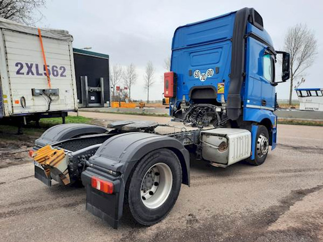Mercedes-Benz ACTROS 1843 - Sattelzugmaschine: das Bild 4 Mercedes-Benz ACTROS 1843 - Sattelzugmaschine: das Bild 4