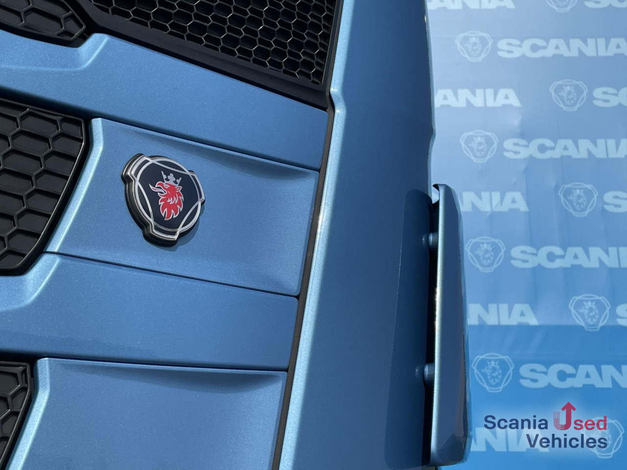 SCANIA R 410 A4x2NA RETARDER LED LNG SMART 2 P-AIRCO - Sattelzugmaschine: das Bild 2 SCANIA R 410 A4x2NA RETARDER LED LNG SMART 2 P-AIRCO - Sattelzugmaschine: das Bild 2