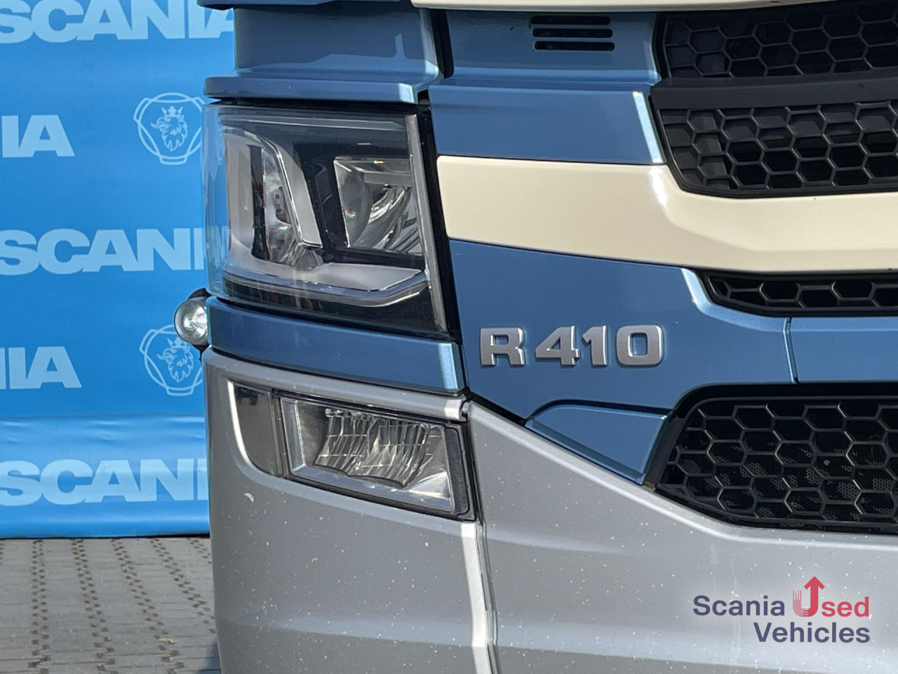 SCANIA R 410 A4x2NA RETARDER LED LNG SMART 2 P-AIRCO - Sattelzugmaschine: das Bild 3 SCANIA R 410 A4x2NA RETARDER LED LNG SMART 2 P-AIRCO - Sattelzugmaschine: das Bild 3