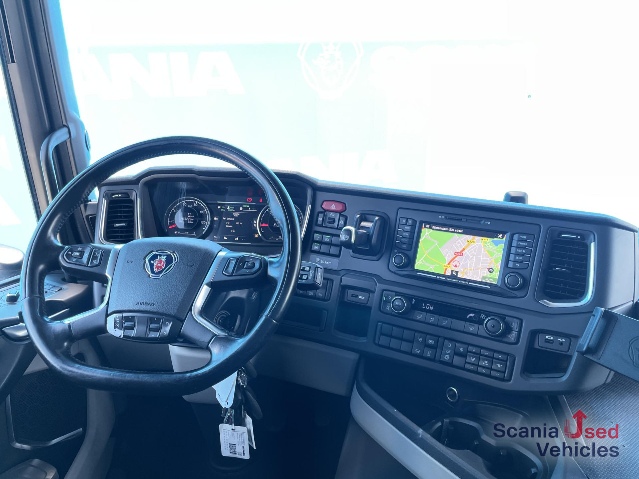 SCANIA R 410 A4x2NA RETARDER LED NAVI - Sattelzugmaschine: das Bild 2 SCANIA R 410 A4x2NA RETARDER LED NAVI - Sattelzugmaschine: das Bild 2