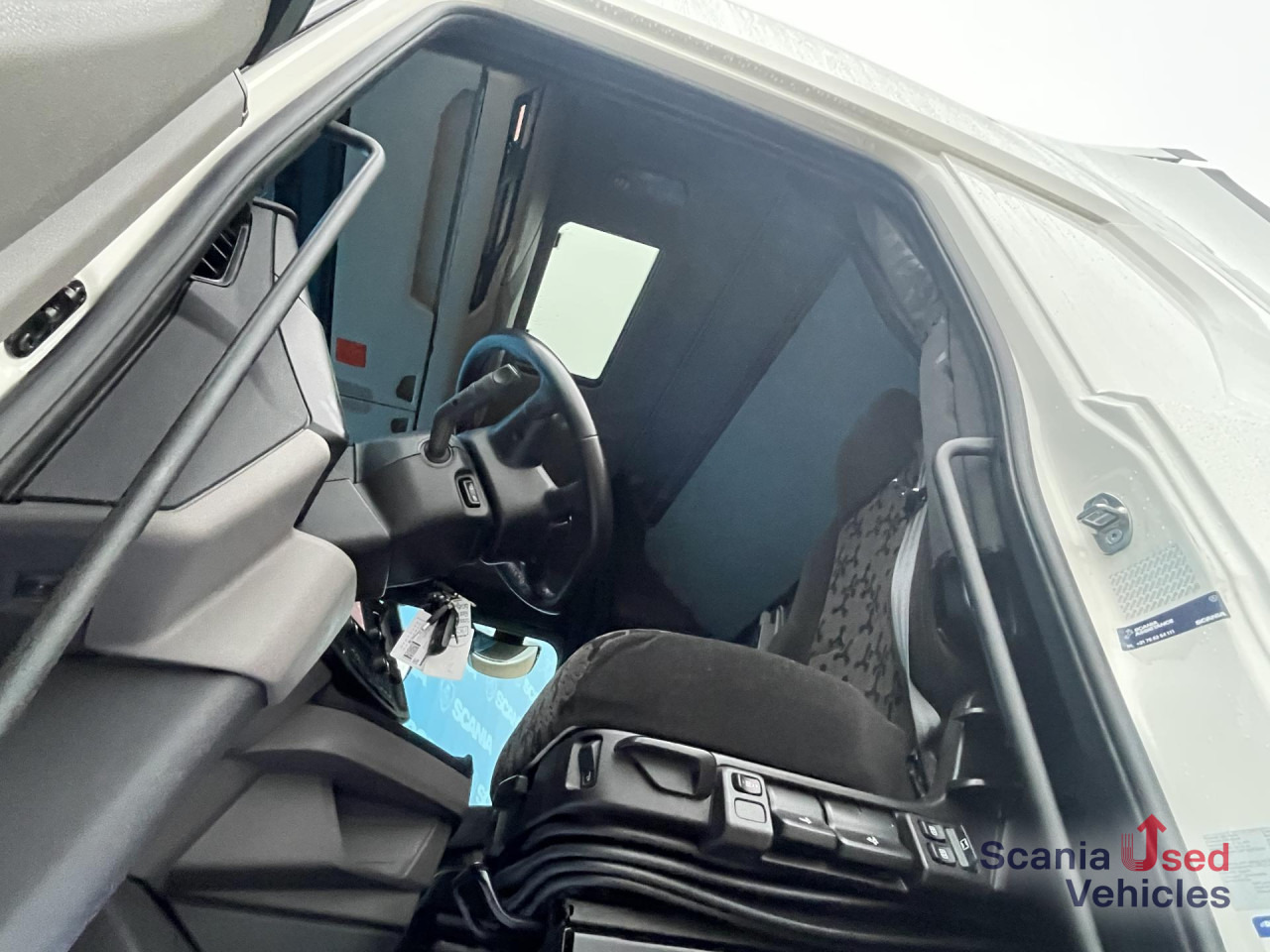 SCANIA S 500 A4x2NB DIFF-L RETARDER FULL AIR ACC 8T - Sattelzugmaschine: das Bild 5 SCANIA S 500 A4x2NB DIFF-L RETARDER FULL AIR ACC 8T - Sattelzugmaschine: das Bild 5