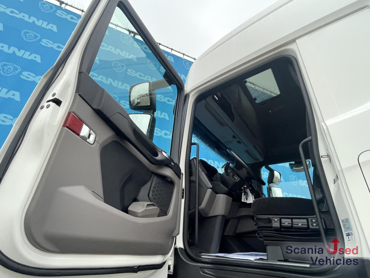 SCANIA S 500 A4x2NB DIFF-L RETARDER FULL AIR ACC 8T - Sattelzugmaschine: das Bild 4 SCANIA S 500 A4x2NB DIFF-L RETARDER FULL AIR ACC 8T - Sattelzugmaschine: das Bild 4