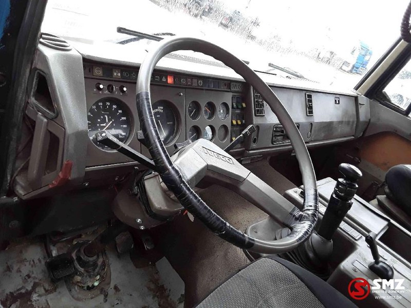 Kipper, Autokran Iveco 190.26 190 E 26 watercooled: das Bild 7