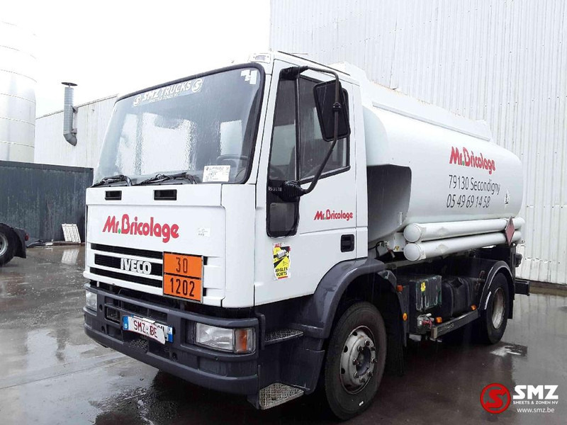 Iveco Eurocargo 150 E 18 10000L 4 compartiments - Tankwagen: das Bild 2 Iveco Eurocargo 150 E 18 10000L 4 compartiments - Tankwagen: das Bild 2