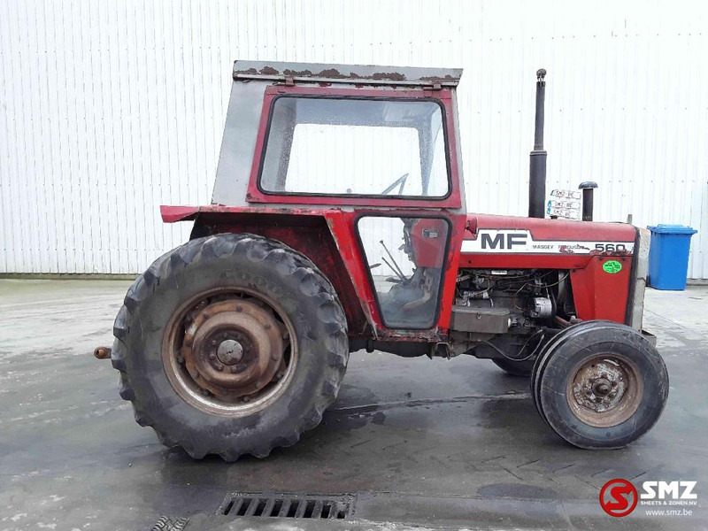 Massey Ferguson 560 - Traktor: das Bild 4 Massey Ferguson 560 - Traktor: das Bild 4