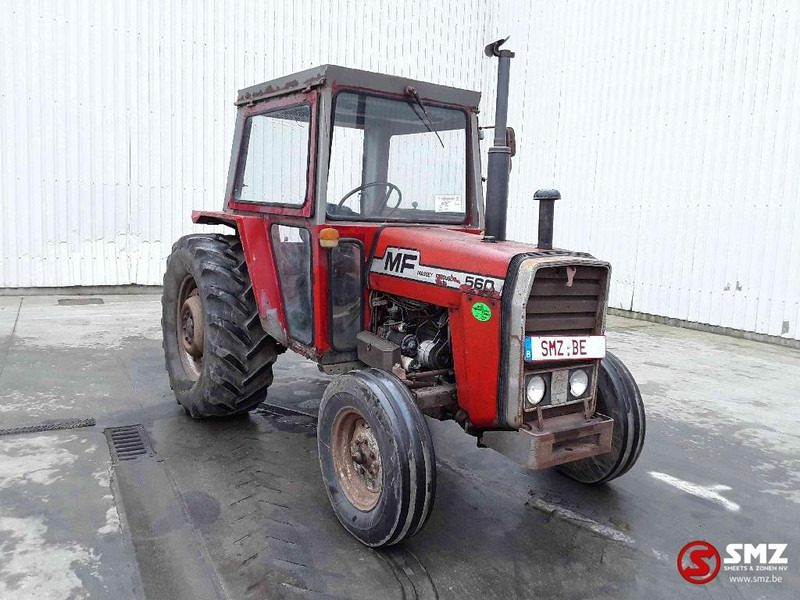 Massey Ferguson 560 - Traktor: das Bild 1 Massey Ferguson 560 - Traktor: das Bild 1