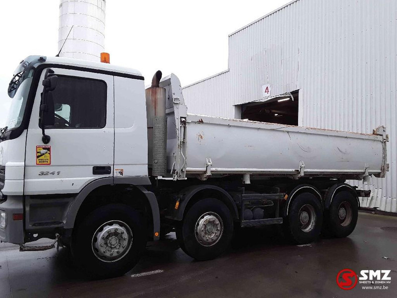 Mercedes-Benz Actros 3241 3 pedal - Kipper: das Bild 5 Mercedes-Benz Actros 3241 3 pedal - Kipper: das Bild 5