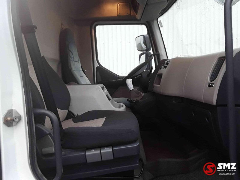 Innenraum Bild 1: Koffer LKW Renault Midlum 190 Dci