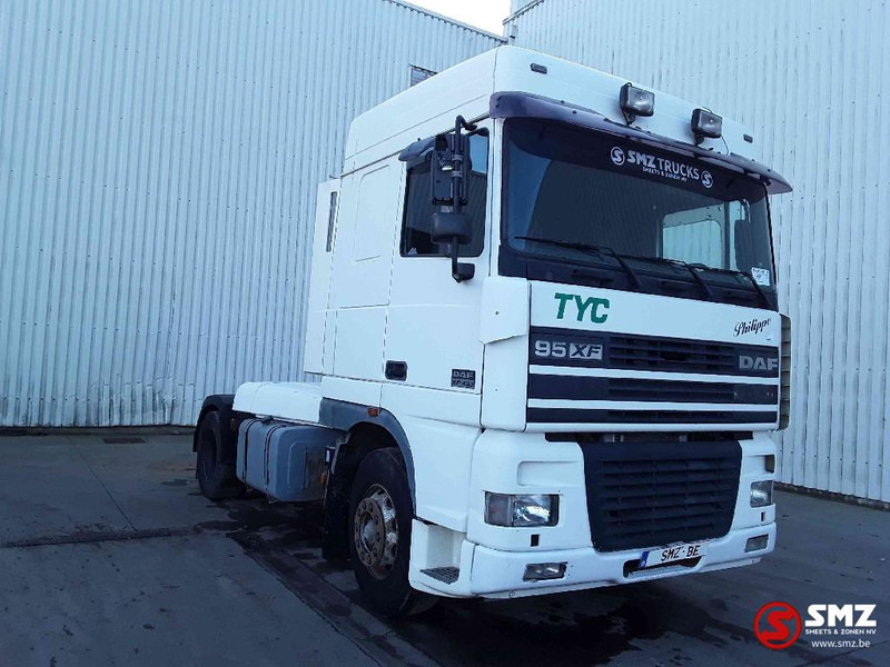 DAF XF 430 Spacecab Euro 2 - Sattelzugmaschine: das Bild 1 DAF XF 430 Spacecab Euro 2 - Sattelzugmaschine: das Bild 1