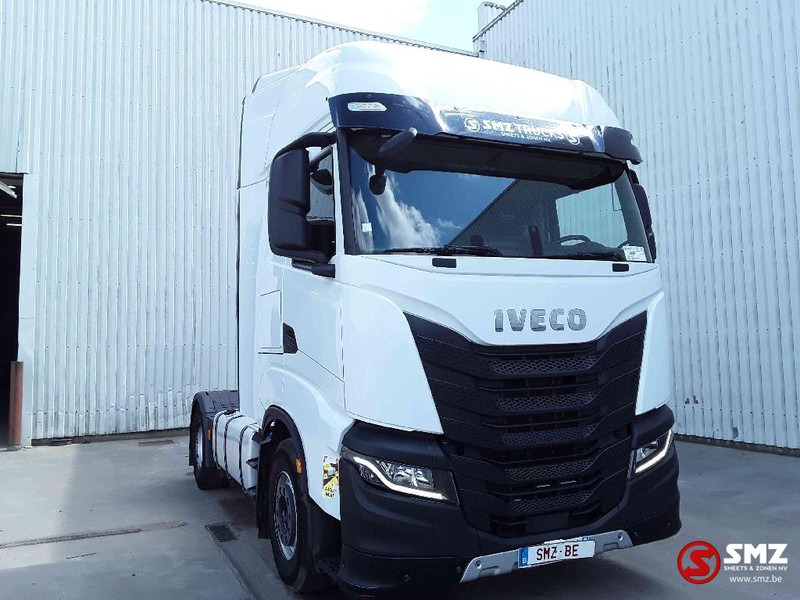 Iveco S-WAY 510 intarder 280000 km - Sattelzugmaschine: das Bild 1 Iveco S-WAY 510 intarder 280000 km - Sattelzugmaschine: das Bild 1
