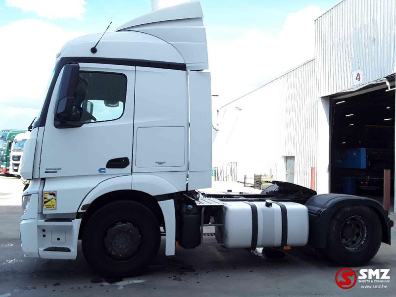 Mercedes-Benz Actros 1845 Streamspace 2 tanks 10/2013 - Sattelzugmaschine: das Bild 5 Mercedes-Benz Actros 1845 Streamspace 2 tanks 10/2013 - Sattelzugmaschine: das Bild 5