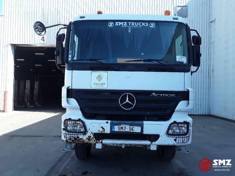 Mercedes-Benz Actros 2036 4x4 EPS - Sattelzugmaschine: das Bild 2 Mercedes-Benz Actros 2036 4x4 EPS - Sattelzugmaschine: das Bild 2