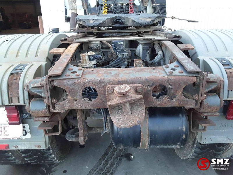 Sattelzugmaschine Mercedes-Benz Actros 2044 4x4 retarder hydrauclic: das Bild 12