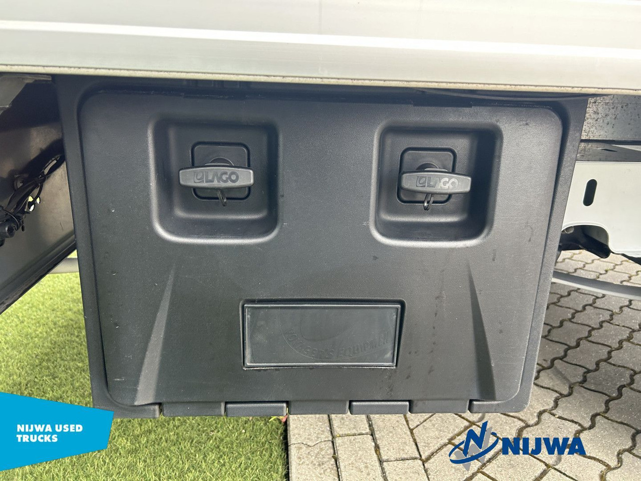 Fahrgestell LKW Renault Master T35 165 Navigatie + Achteruitrijcamera: das Bild 11