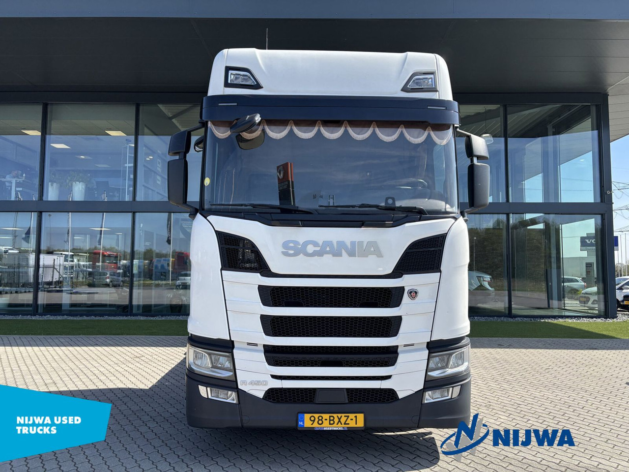 Scania R450 4x2 Retarder + Navigatie - Sattelzugmaschine: das Bild 5 Scania R450 4x2 Retarder + Navigatie - Sattelzugmaschine: das Bild 5