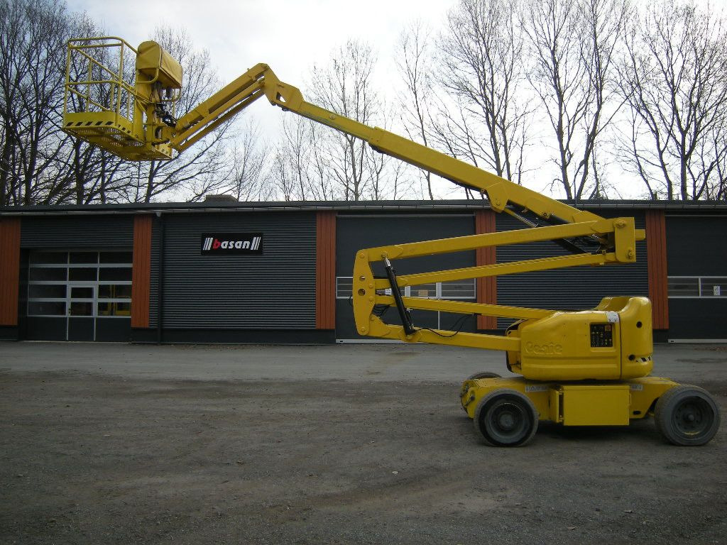 Genie Arbeitsbühne Genie Z 45/25 J, 15,8 m - LKW mit Arbeitsbühne: das Bild 1 Genie Arbeitsbühne Genie Z 45/25 J, 15,8 m - LKW mit Arbeitsbühne: das Bild 1