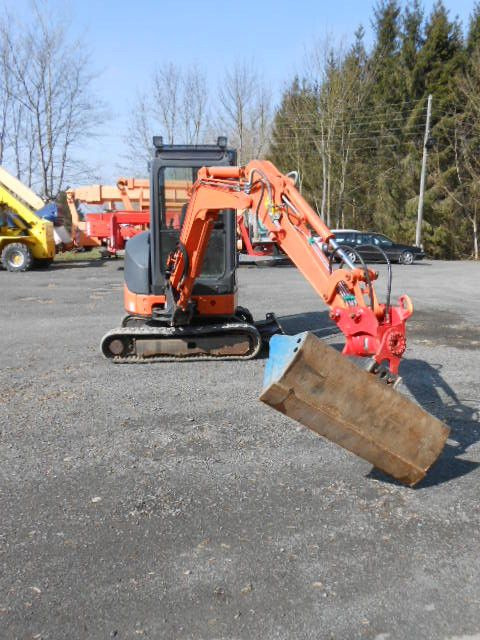 Hitachi ZX22U-2CLR , Powertilt - Minibagger: das Bild 2 Hitachi ZX22U-2CLR , Powertilt - Minibagger: das Bild 2