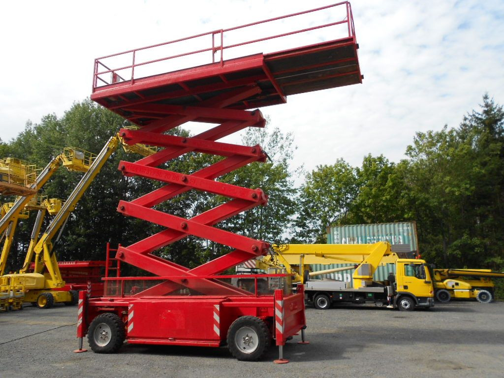 Scherenarbeitsbühne Liftlux SL205-25D4WD, AH 22 - Scherenbühne: das Bild 3 Scherenarbeitsbühne Liftlux SL205-25D4WD, AH 22 - Scherenbühne: das Bild 3