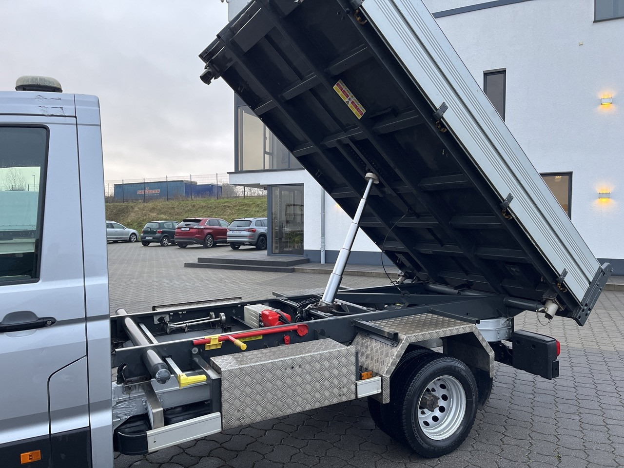 MAN TGE 3.180 4x2 Zwillingsbereift - Kipper Transporter: das Bild 2 MAN TGE 3.180 4x2 Zwillingsbereift - Kipper Transporter: das Bild 2