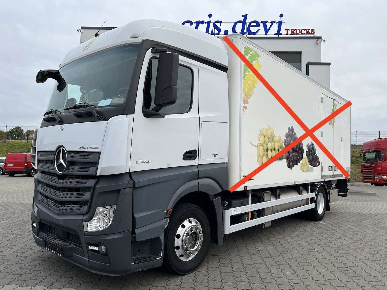 Mercedes-Benz 1842 4x2 FAHRGESTELL - Containerwagen/ Wechselfahrgestell LKW: das Bild 1 Mercedes-Benz 1842 4x2 FAHRGESTELL - Containerwagen/ Wechselfahrgestell LKW: das Bild 1