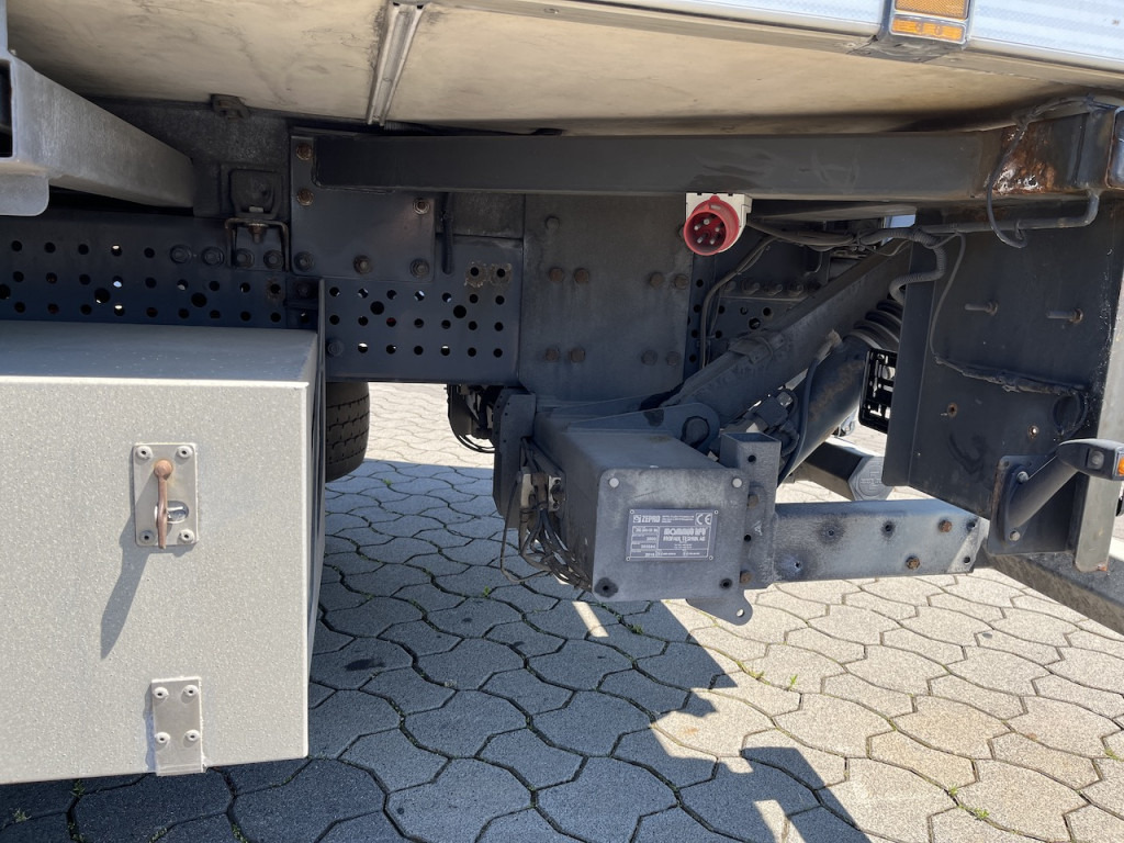Mercedes-Benz Antos 1840 4x4 HAD LBW Kühlung Flüssigstickstoff - Kühlkoffer LKW: das Bild 5 Mercedes-Benz Antos 1840 4x4 HAD LBW Kühlung Flüssigstickstoff - Kühlkoffer LKW: das Bild 5