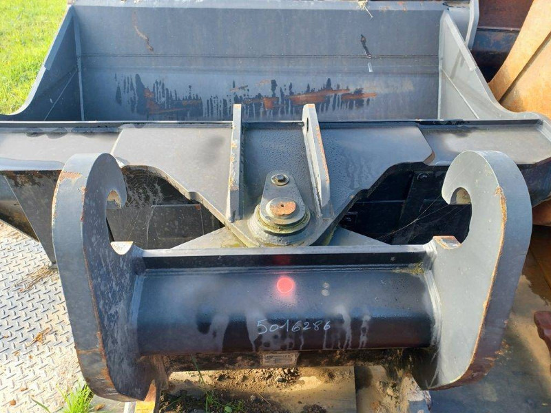 Eurosteel Inclining bucket - Schaufel für Baumaschine: das Bild 2 Eurosteel Inclining bucket - Schaufel für Baumaschine: das Bild 2