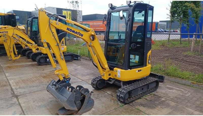 Komatsu PC16R-3HS - Minibagger: das Bild 1 Komatsu PC16R-3HS - Minibagger: das Bild 1