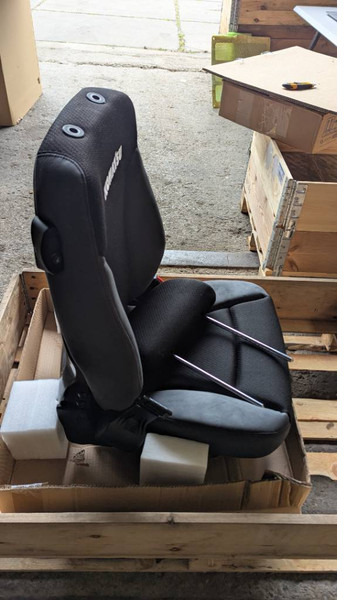 Komatsu WA380-8 SEAT ASS'Y 421-S33-6790 - Fahrerhaus und Interieur für Baumaschine: das Bild 5 Komatsu WA380-8 SEAT ASS'Y 421-S33-6790 - Fahrerhaus und Interieur für Baumaschine: das Bild 5