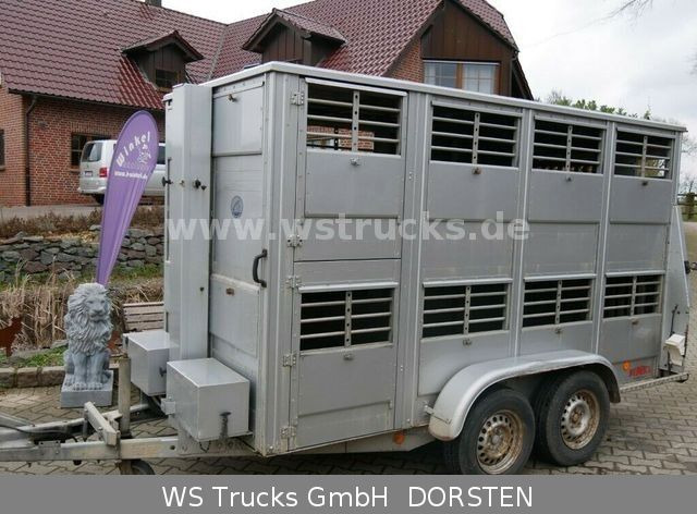 Finkl 2 Stock Doppelstock Viehanhänger - Tiertransporter Anhänger: das Bild 3 Finkl 2 Stock Doppelstock Viehanhänger - Tiertransporter Anhänger: das Bild 3