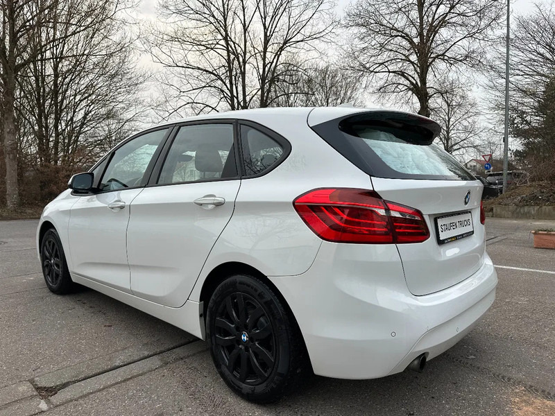 BMW 2 Serie 216i Active Tourer*1.Hd.*unfallfrei*NAVI*Klima*Schalter - Limousine: das Bild 3 BMW 2 Serie 216i Active Tourer*1.Hd.*unfallfrei*NAVI*Klima*Schalter - Limousine: das Bild 3