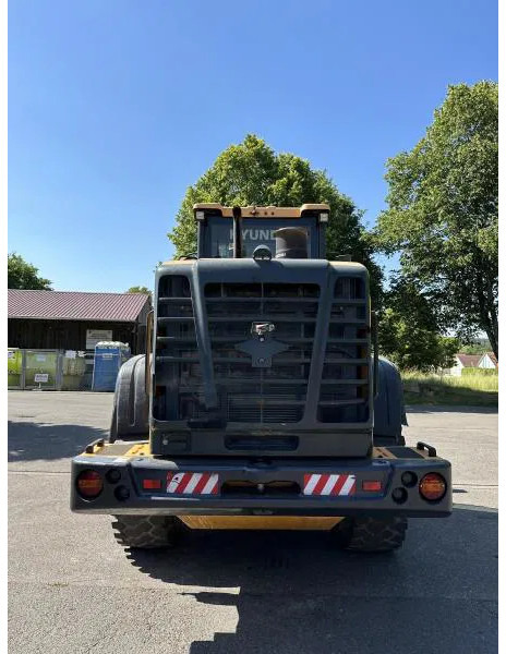 Hyundai HL730-9A 4X4 Radlader Mulch-/Klappschaufel KLIMA A HL730-9A 4X4 Radlader Mulch-/Klappschaufel KLIMA A/C - Radlader: das Bild 5 Hyundai HL730-9A 4X4 Radlader Mulch-/Klappschaufel KLIMA A HL730-9A 4X4 Radlader Mulch-/Klappschaufel KLIMA A/C - Radlader: das Bild 5
