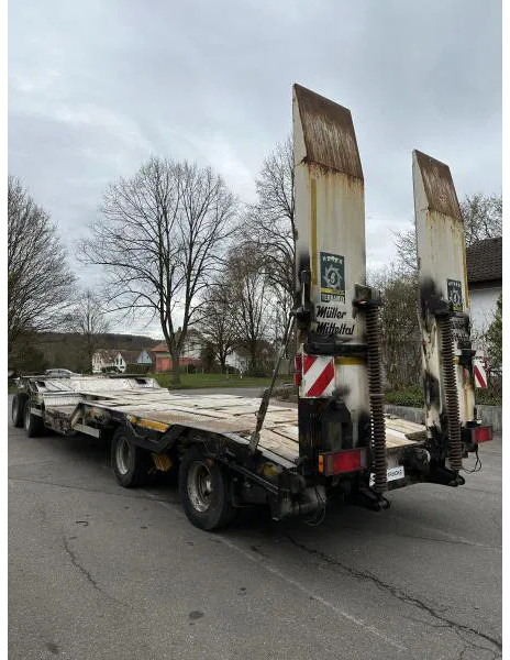 Müller-Mitteltal T4 4-Achs Tieflader Radmulden luftgefedert T4 4-Achs Tieflader Radmulden luftgefedert - Tieflader Anhänger: das Bild 5 Müller-Mitteltal T4 4-Achs Tieflader Radmulden luftgefedert T4 4-Achs Tieflader Radmulden luftgefedert - Tieflader Anhänger: das Bild 5