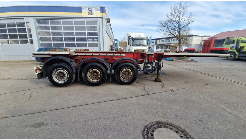 Schwarzmüller kurzes 3- Achs Chassis ADR für Chemie Spezialbehäl kurzes 3- Achs Chassis ADR für Chemie Spezialbehälter - Container/ Wechselfahrgestell Auflieger: das Bild 3 Schwarzmüller kurzes 3- Achs Chassis ADR für Chemie Spezialbehäl kurzes 3- Achs Chassis ADR für Chemie Spezialbehälter - Container/ Wechselfahrgestell Auflieger: das Bild 3
