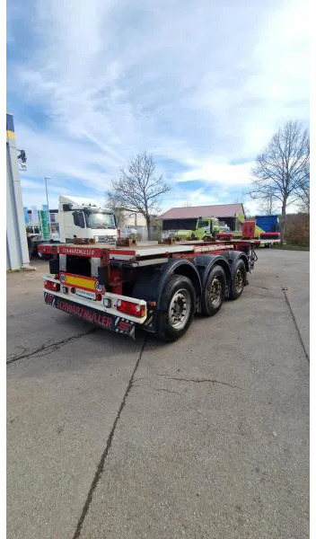 Schwarzmüller kurzes 3- Achs Chassis ADR für Chemie Spezialbehäl kurzes 3- Achs Chassis ADR für Chemie Spezialbehälter - Container/ Wechselfahrgestell Auflieger: das Bild 4 Schwarzmüller kurzes 3- Achs Chassis ADR für Chemie Spezialbehäl kurzes 3- Achs Chassis ADR für Chemie Spezialbehälter - Container/ Wechselfahrgestell Auflieger: das Bild 4