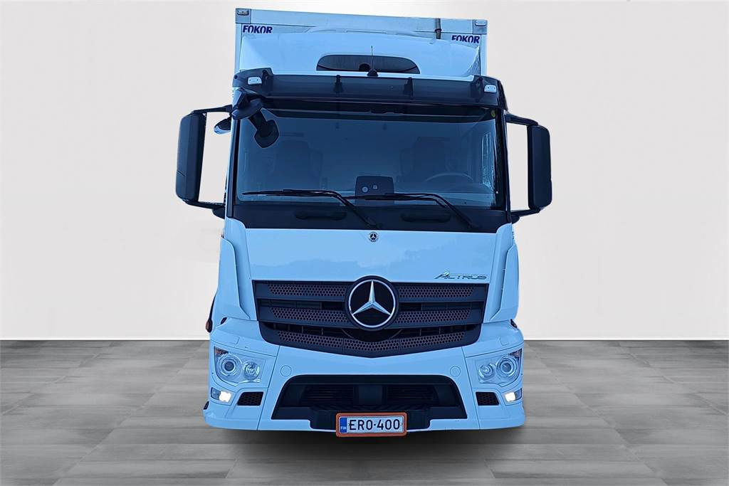 Mercedes-Benz ACTROS 5 1832 LNR 4x2 8,5n Fokor Ksa-umpikori - Koffer LKW: das Bild 2 Mercedes-Benz ACTROS 5 1832 LNR 4x2 8,5n Fokor Ksa-umpikori - Koffer LKW: das Bild 2