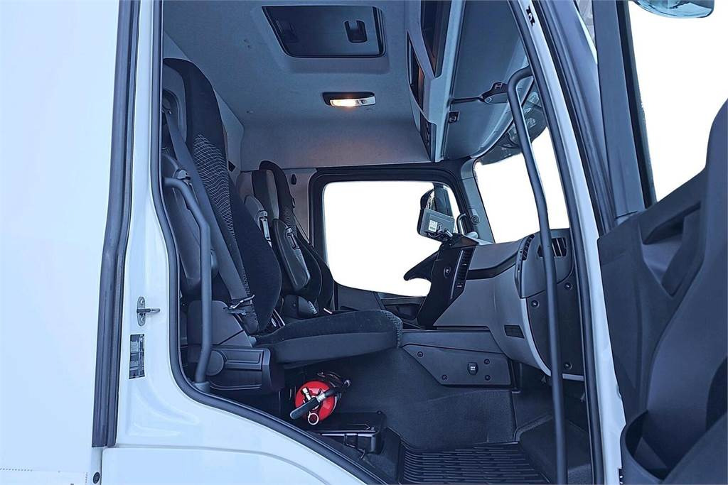 Koffer LKW Mercedes-Benz ACTROS 5 1832 LNR 4x2 8,5n Fokor Ksa-umpikori: das Bild 14
